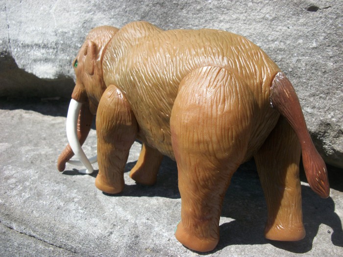 Woolly Mammoth   HG toys 5