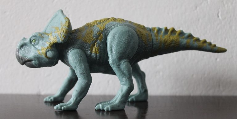 Protoceratops (Jurassic World: Fallen Kingdom Attack Pack by Mattel ...