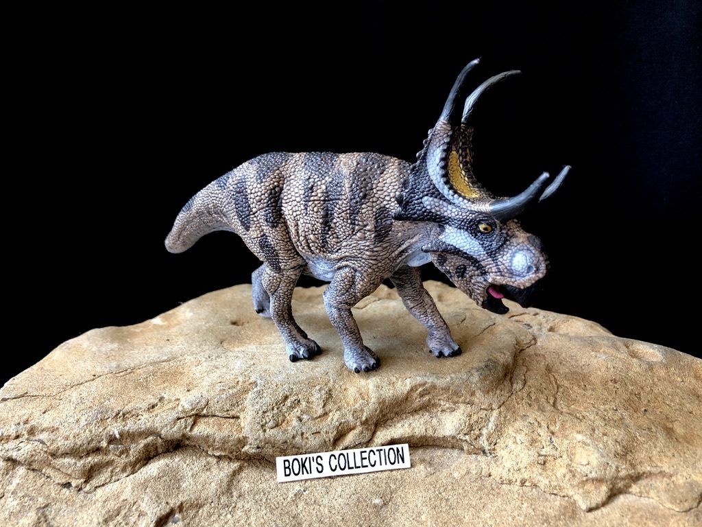Dinosaure Diablocératops Schleich : King Jouet, Figurines Schleich - Jeux  d'imitation & Mondes imaginaires
