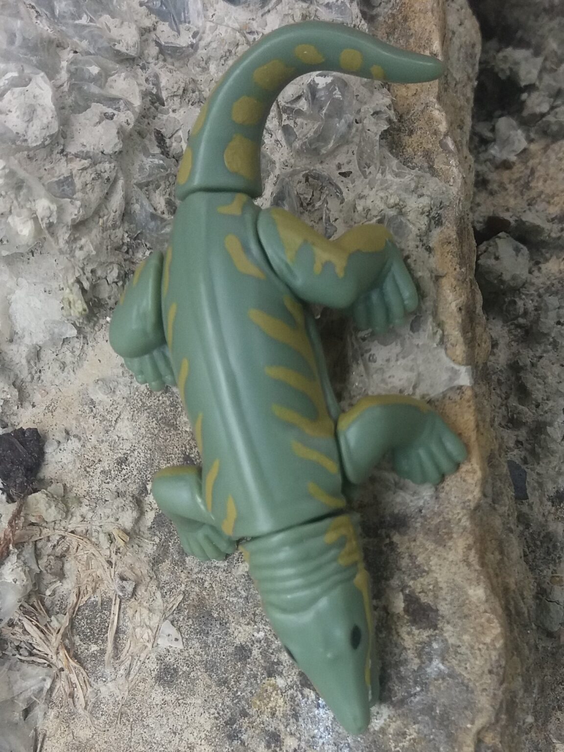 Tasmaniosaurus (Lost Kingdoms Series A by Yowie) – Dinosaur Toy Blog