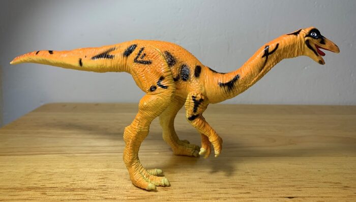 Struthiomimus (Thunder-Beasts by Sky Kids) – Dinosaur Toy Blog