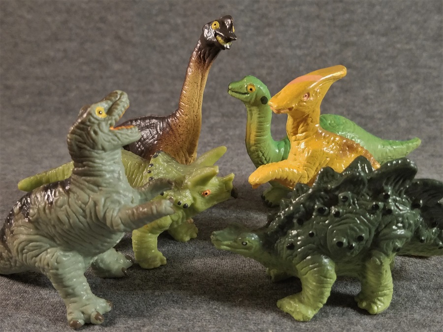 The 1993 Raptor Dinosaur from Safari Ltd.- a true standard.