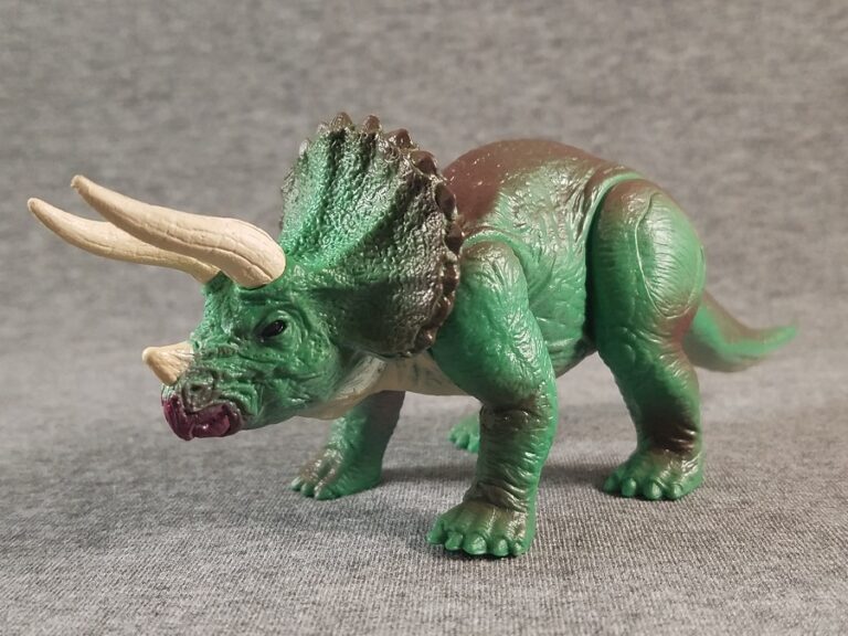 Dinosaur Colosseum (2019 release by Takara Tomy) - Dinosaur Toy Blog