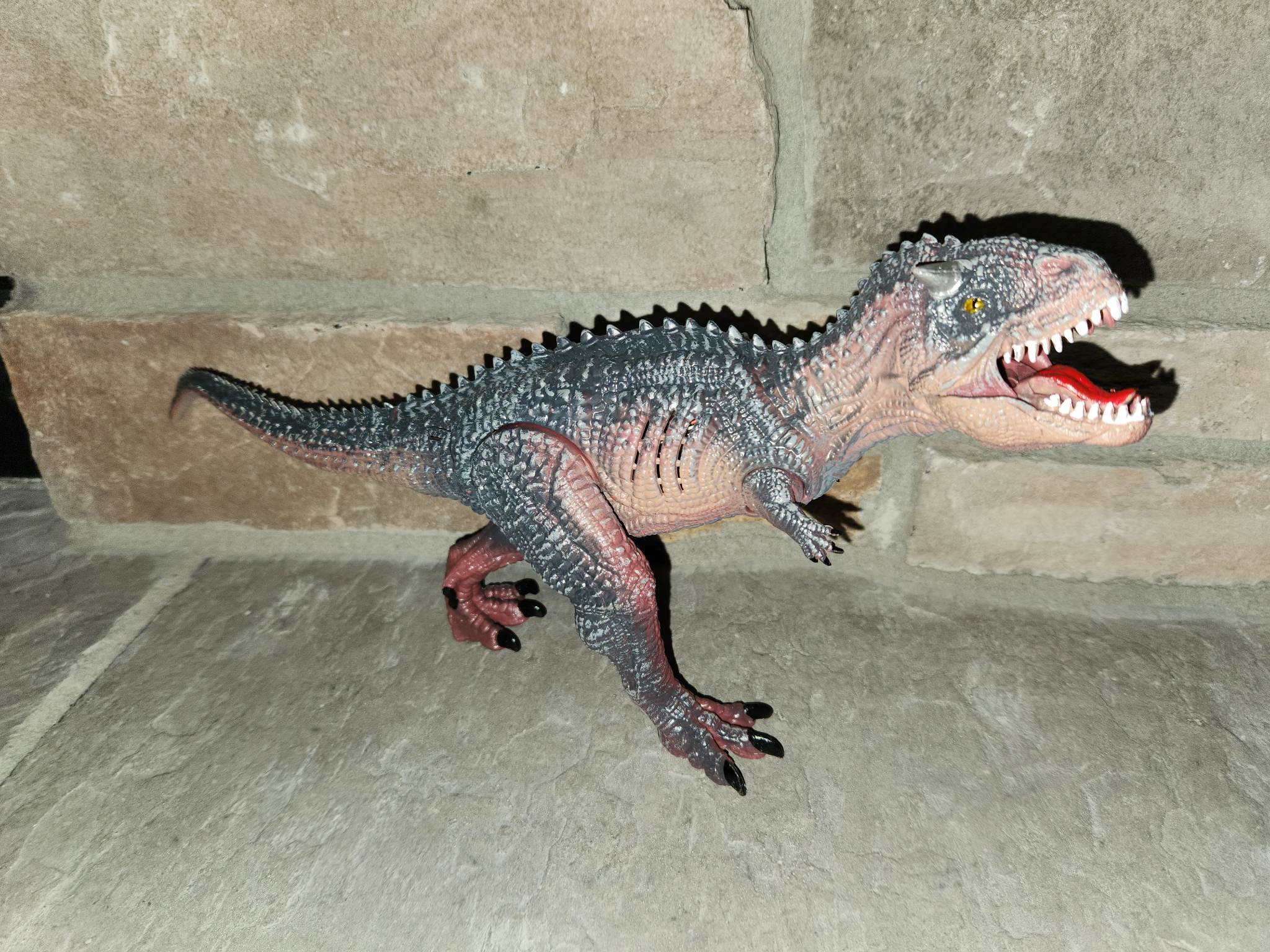 Carnotaurus (Wow World by NKOK) – Dinosaur Toy Blog