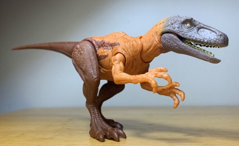 Herrerasaurus (Jurassic World Dino-Trackers, Strike Attack by Mattel ...