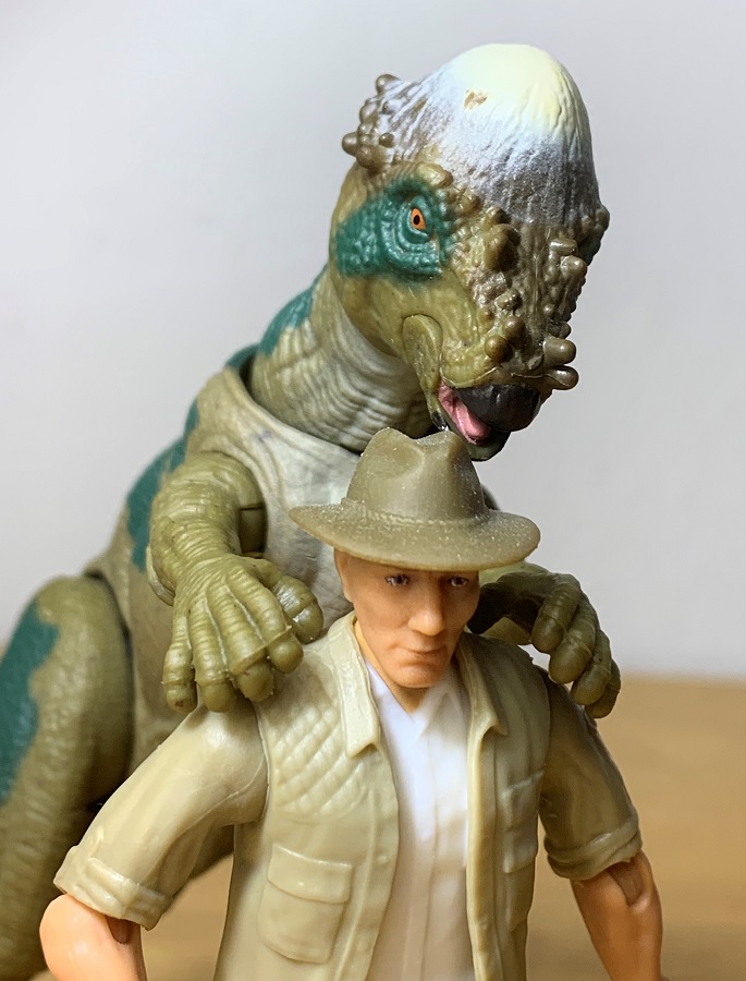 Hammond Collection Pachycephalosaurus, giving Roland a back rub.