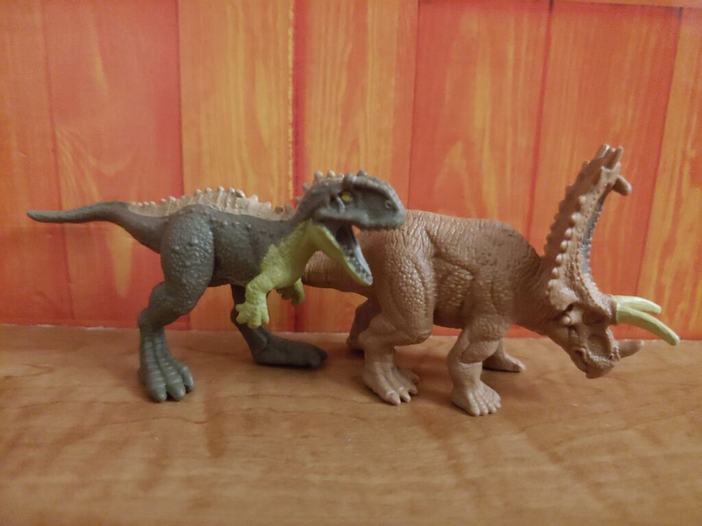 Kryptops and Pentaceratops, right side.