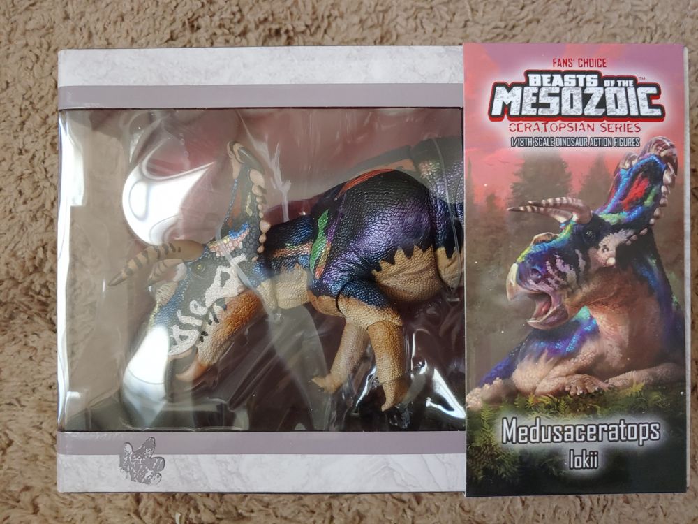 Beasts of the Mesozoic Fan's Choice Medusaceratops packaging front view