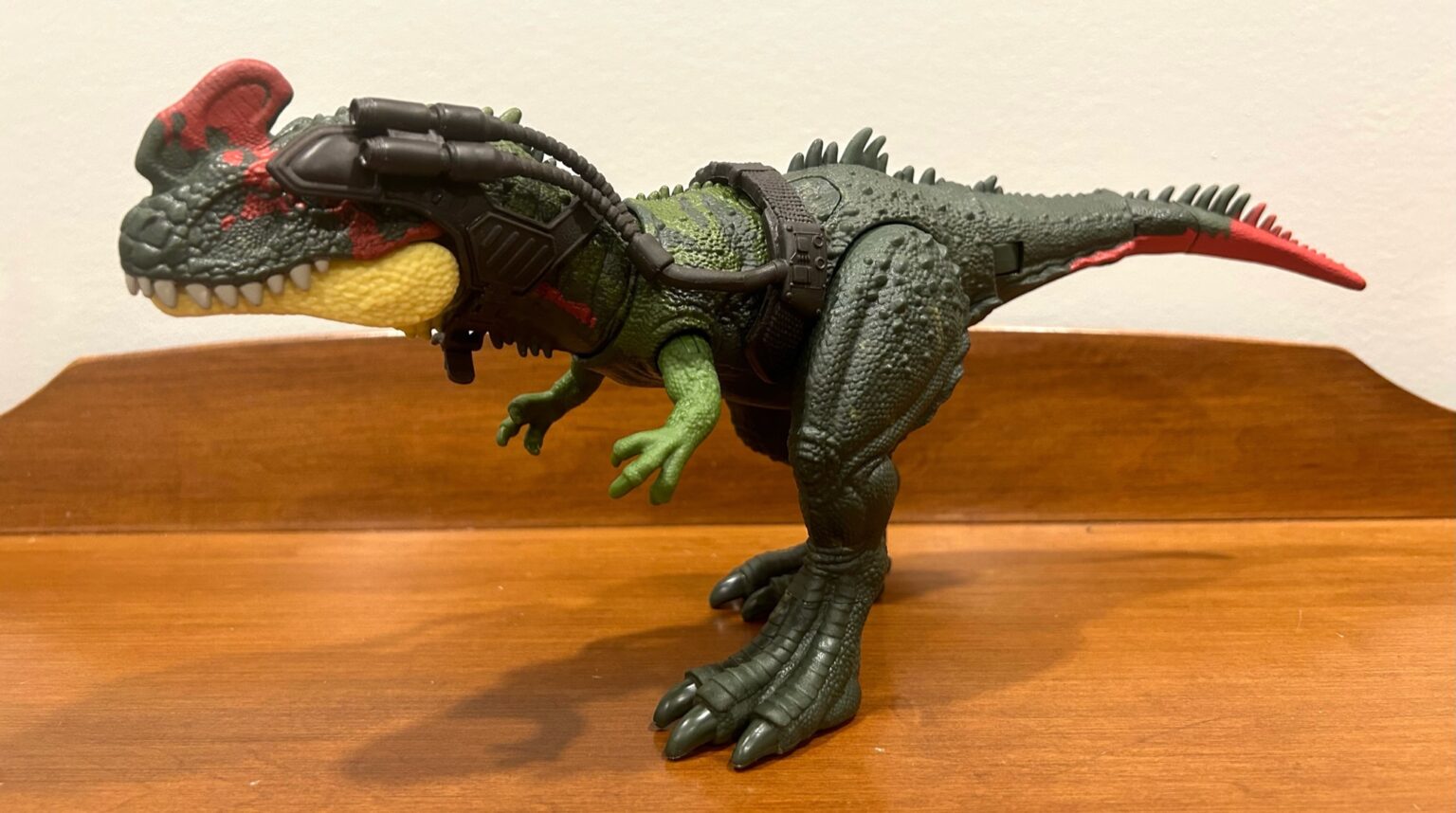 Sinotyrannus (Jurassic World: Gigantic Trackers by Mattel) – Dinosaur ...