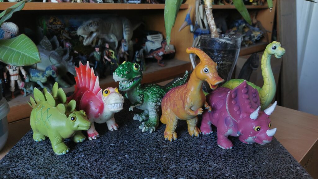 The "7 inch dinosaurs" line